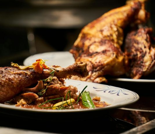 Kurczak po diabelsku w roli głównej